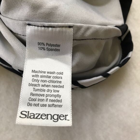 Slazenger sm skirt with shorts “skort” athletic geometric black and white - Picture 7 of 7